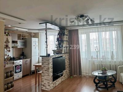 3-комнатная квартира · 64 м² · 5/5 этаж, Боровская 109 — Маг.Ак-Желкен за 20 млн 〒 в Щучинске