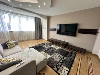 4-комнатная квартира · 200 м² · 12/14 этаж, мкр Керемет 3к2 за 900 000 〒 в Алматы, Бостандыкский р-н