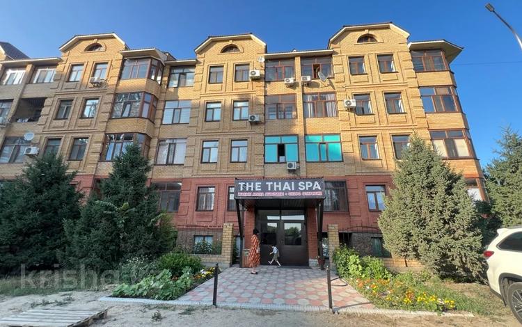 Офисы, салоны красоты, фитнес и спорт, студии · 50 м² за 250 000 〒 в Семее — фото 15