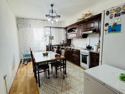 3-бөлмелі пәтер · 98 м² · 16/16 қабат, мкр. Алмагуль, Султан Бейбарыс 21, бағасы: 30 млн ₸ в Атырау