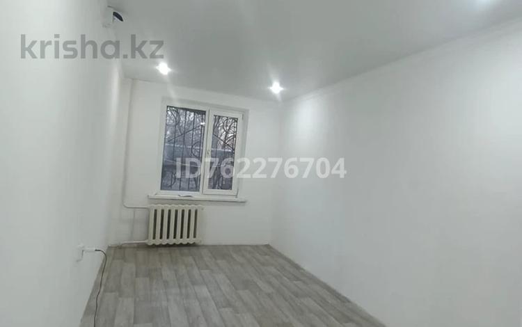 1-комнатная квартира · 14 м² · 1/5 этаж, Х.Чурина 119 — Х.Чурина за 3.2 млн ₸ в Уральске, мкр Школьник — фото 2
