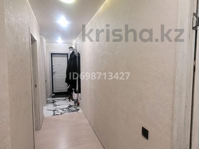 3-комнатная квартира · 58.3 м² · 5/5 этаж, Пр.Абая 5 за 20 млн 〒 в Усть-Каменогорске, Ульбинский