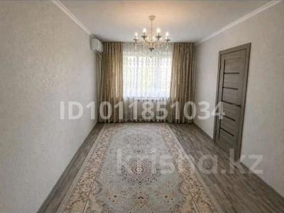 3-бөлмелі пәтер · 60 м² · 4/5 қабат, 18-й микрорайон, 18-й микрорайон 1 — Ресторан Медина ( бывший Бахчи-сарай), бағасы: 23.5 млн ₸ в Шымкенте, Аль-Фарабийский р-н