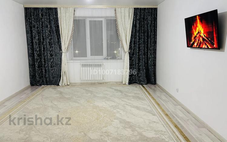 2-бөлмелі пәтер · 89 м² · 6/10 қабат, Самал 86 — Сан сити и 37 школ садик гимназия, бағасы: 35 млн ₸ в Уральске — фото 2