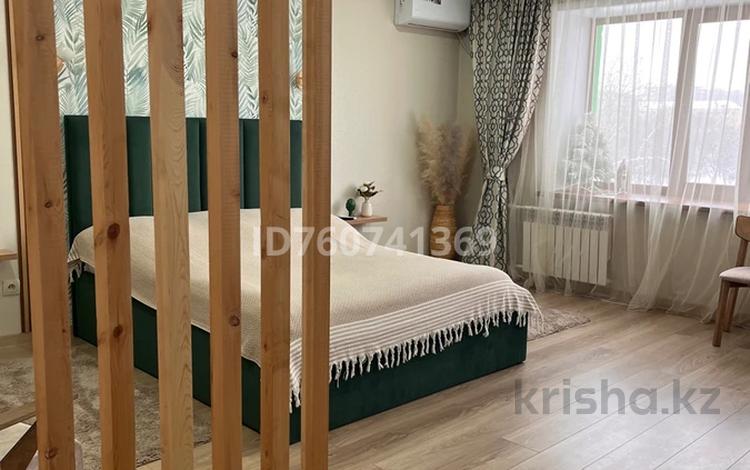 1-комнатная квартира · 40 м² · 4/5 этаж, Мангелик ел 49 за 16 000 ₸ в Семее — фото 2
