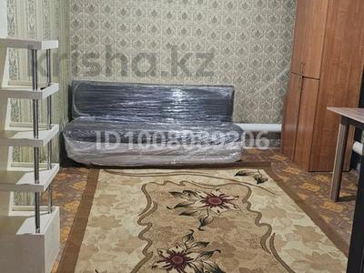 1 комната · 18 м², мкр Кокжиек 42 за 80 000 〒 в Алматы, Жетысуский р-н