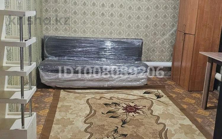 1 комната · 18 м², мкр Кокжиек 42 за 80 000 〒 в Алматы, Жетысуский р-н — фото 2