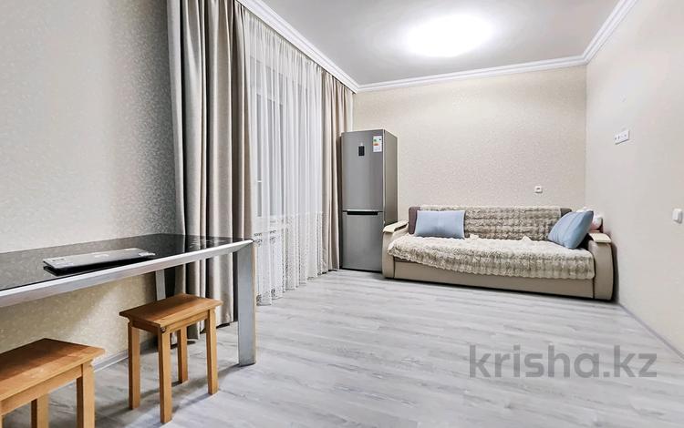 2-комнатная квартира · 50 м² · 2/8 этаж, Улы Дала — Аль Фараби за 250 000 ₸ в Астане, Есильский р-н — фото 10