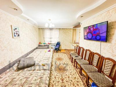 3-комнатная квартира · 65 м² · 1/5 этаж, Гарышкер 10 за 22 млн 〒 в Талдыкоргане