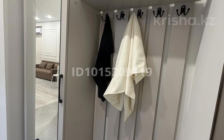2-комнатная квартира · 50 м² · 11/13 этаж, мкр Тастак-1, Райымбека 348/1 216 за 350 000 ₸ в Алматы, Ауэзовский р-н — фото 6