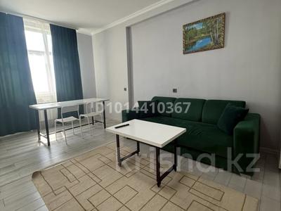 3-комнатная квартира · 90 м² · 7/19 этаж, 7А мкр 21 за 25 000 ₸ в Актау