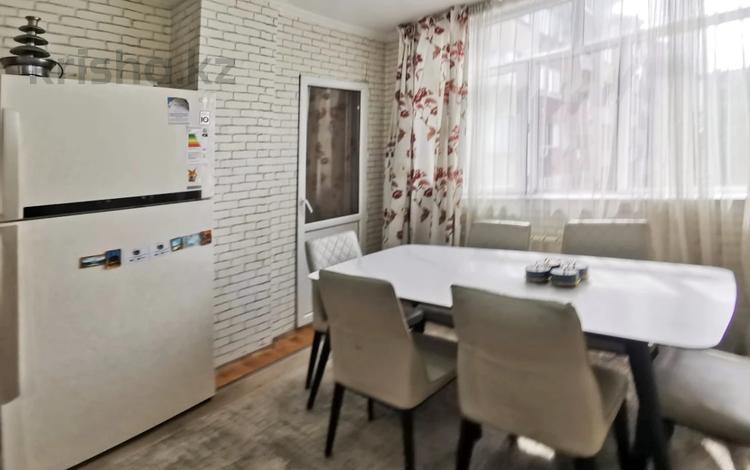 2-комнатная квартира · 64 м² · 3/6 этаж, мкр Кокжиек за 31 млн ₸ в Алматы, Жетысуский р-н — фото 8