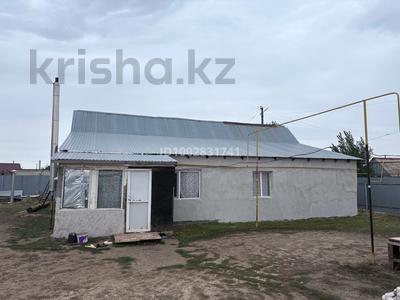 Жеке үй · 3 бөлме · 120 м² · 8 жүзд., Акселен 120 — Угловой дом, бағасы: 10 млн ₸ в Аксае