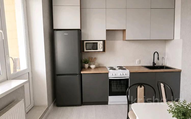 1-комнатная квартира · 37 м² · 16/16 этаж, мкр Юго-Восток, момушылы за 20 млн ₸ в Караганде, Казыбек би р-н — фото 2