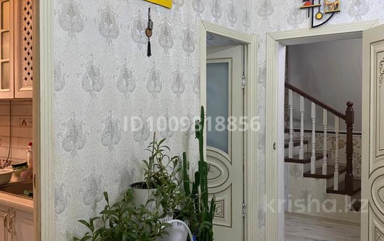 Жеке үй · 8 бөлме · 240 м² · 10 сот., Қажымұқан 102/1 — Сейфуллина көшесімен қиылысады, бағасы: 48 млн ₸ в Косшы — фото 3
