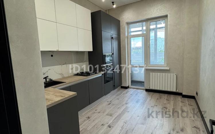 4-комнатная квартира · 120 м² · 1/9 этаж, мкр Нурсая, Абулхайыр хана 74-5 за 68.5 млн ₸ в Атырау — фото 2