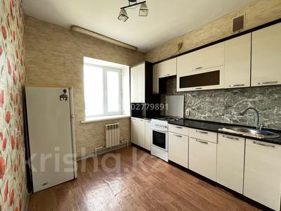 3-комнатная квартира · 73 м² · 4/4 этаж, жилой массив Есет Батыр, 1-й микрорайон, 33 33 — ПРОДАМ 3-Х КОМ.КВ за 19.5 млн ₸ в Актобе