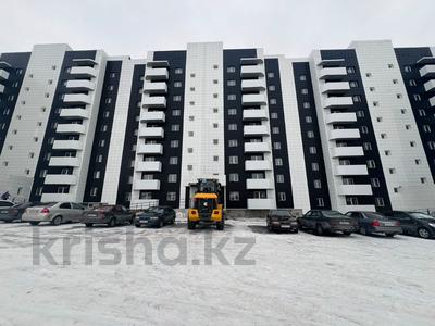 2-комнатная квартира, 56 м², 3/9 этаж, Аль-Фараби 44 за 21.4 млн 〒 в Усть-Каменогорске