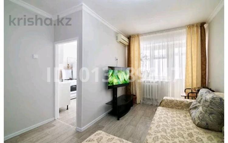 2-комнатная квартира · 35 м² · 1/5 этаж, мкр Новый Город 30/2 за 12 000 ₸ в Караганде, Казыбек би р-н — фото 2
