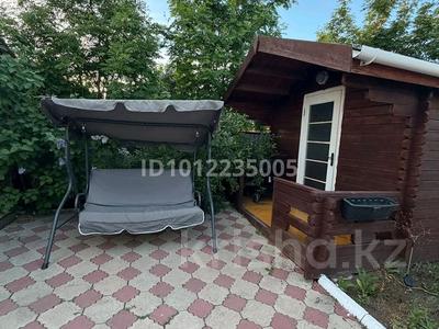 Жеке үй · 1 бөлме · 14 м², Киснеревых 14 — В центре, бағасы: 5 000 ₸ в Бурабае