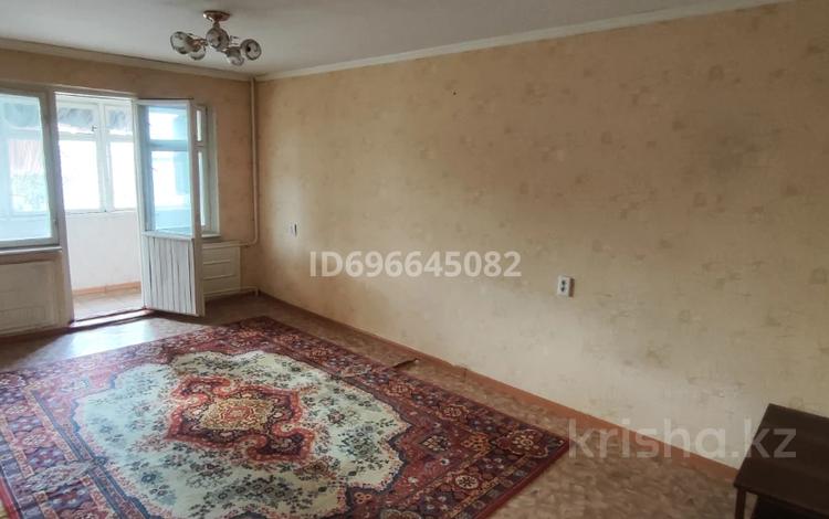 2-комнатная квартира · 50 м² · 1/5 этаж, Толе би 61 — Под бизнес за 10.5 млн ₸ в Кентау — фото 14