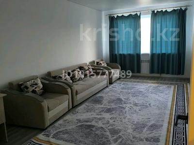 2-бөлмелі пәтер · 62 м² · 2/5 қабат, Микрорайон 2 15А — Между школой №2 и школой №3, бағасы: 15 000 ₸ в Конаеве