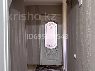 3-комнатная квартира · 60 м² · 2/5 этаж, 16-й микрорайон, 16-й микрорайон — Көктем за 28 млн 〒 в Шымкенте, Аль-Фарабийский р-н