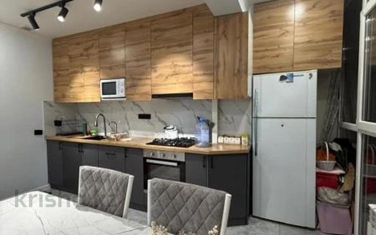 2-комнатная квартира · 70 м² · 8/10 этаж, Жунисова за 33.5 млн ₸ в Алматы, Наурызбайский р-н — фото 2