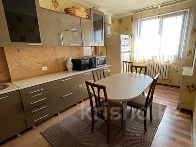 3-комнатная квартира, 100 м², 6/9 этаж, Рашидова 26 за 35 млн 〒 в Шымкенте