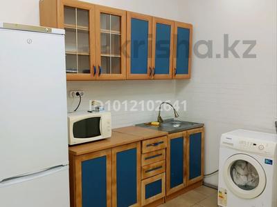 2-бөлмелі пәтер · 55 м² · 3/3 қабат, Карев — Назарбаева, бағасы: 160 000 〒 в Уральске