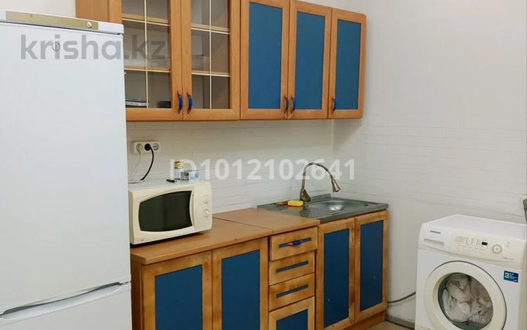 2-бөлмелі пәтер · 55 м² · 3/3 қабат, Карев — Назарбаева, бағасы: 160 000 〒 в Уральске — фото 29