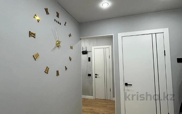 2-комнатная квартира · 54 м² · 1/5 этаж, мкр 8, жубанова за 20.5 млн ₸ в Актобе — фото 2
