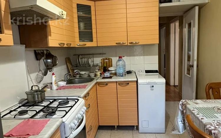 4-комнатная квартира · 74 м² · 4/4 этаж, мкр Коктем-3 302 за 50 млн ₸ в Алматы, Бостандыкский р-н — фото 2