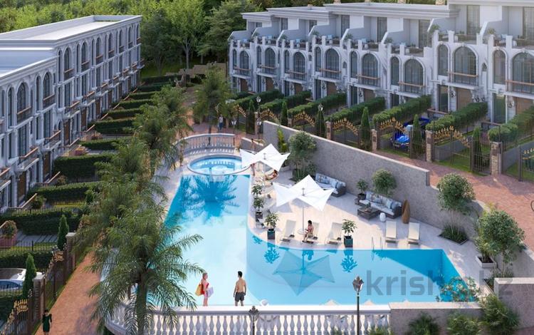 3-комнатная квартира · 130 м², Батуми 1 за 326 млн 〒 — фото 2