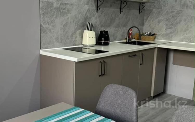 2-комнатная квартира · 75 м² · 9/9 этаж, Джамбула 5а за 20 000 ₸ в Семее — фото 3