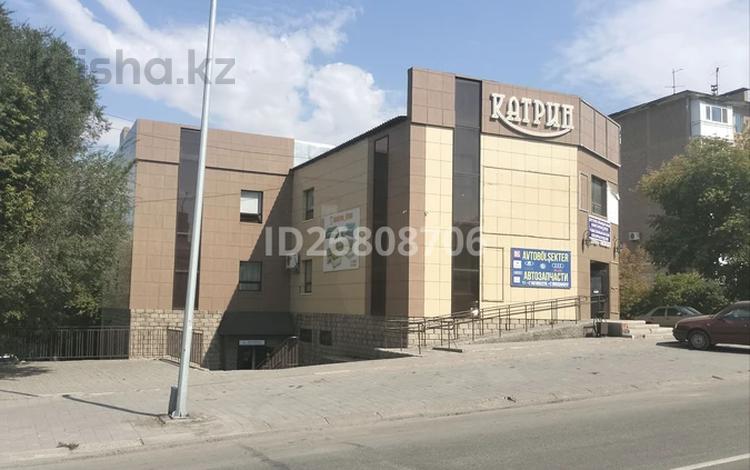 Магазины и бутики • 960 м² за ~ 1.4 млн 〒 в Темиртау — фото 12