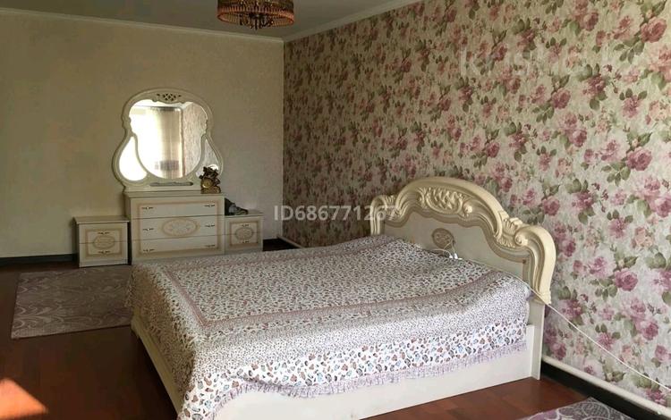 1 бөлме · 250 м² · 2/2 қабат, Акынов 57, бағасы: 100 000 ₸ в Алматы, Турксибский р-н — фото 2