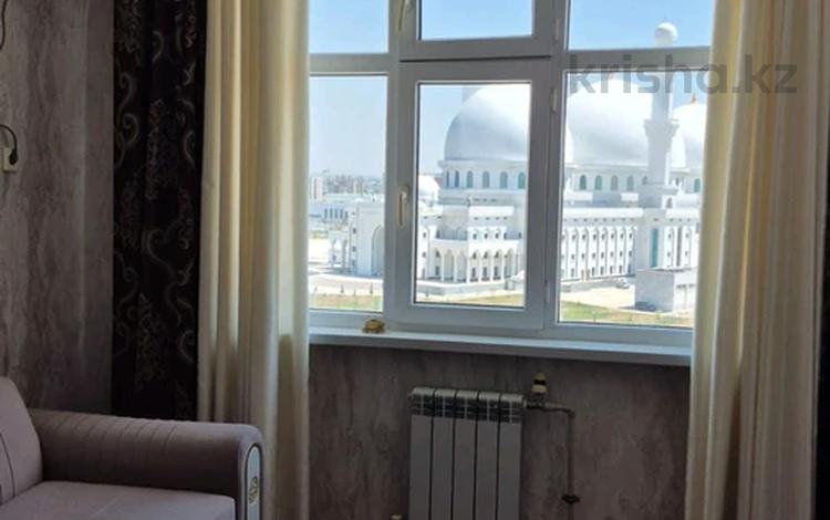 4-комнатная квартира · 80 м² · 9/9 этаж, мкр Нурсат 2 — Мкр.НУРСАТ 2 за 230 000 ₸ в Шымкенте, Каратауский р-н — фото 2