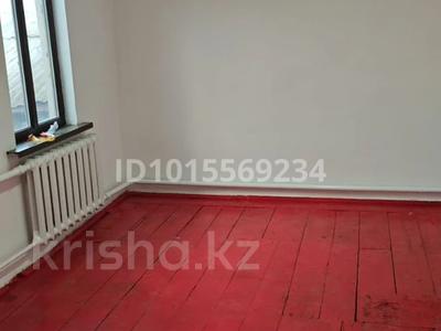 Отдельный дом · 2 комнаты · 80 м² · 5 сот., Наурызбай батыра 14 — Напротив оптовки за 150 000 ₸ в Талгаре