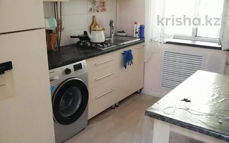 1-бөлмелі пәтер · 30 м² · 1/3 қабат, Пр Айбергенова 6, бағасы: 150 000 ₸ в Шымкенте, Аль-Фарабийский р-н — фото 2