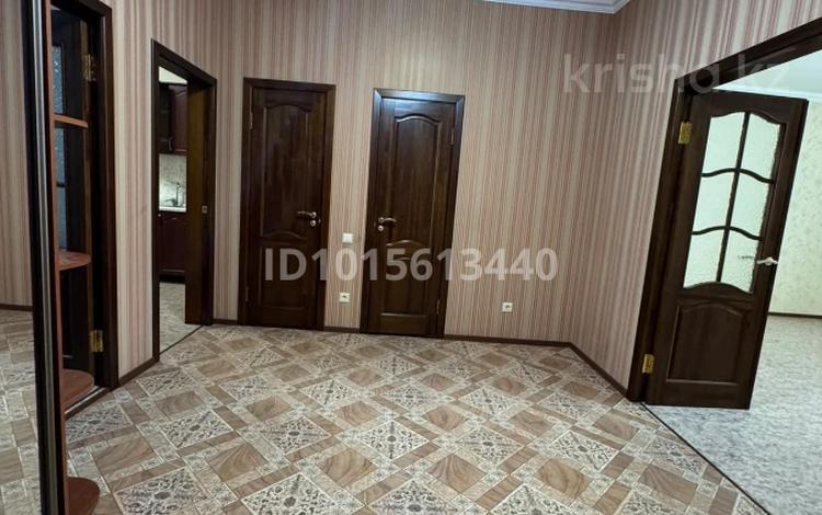 2-комнатная квартира · 81 м² · 2/3 этаж, Газиза Жубанова 15/1 за 27.8 млн ₸ в Актобе — фото 10