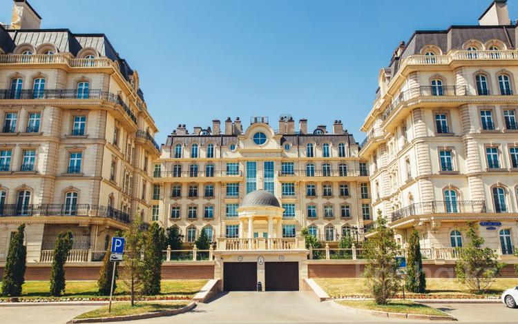 5-комнатная квартира · 260 м² · 5/6 этаж, Шарля де Голля 5/6 за 1.7 млн ₸ в Астане, Алматы р-н — фото 11