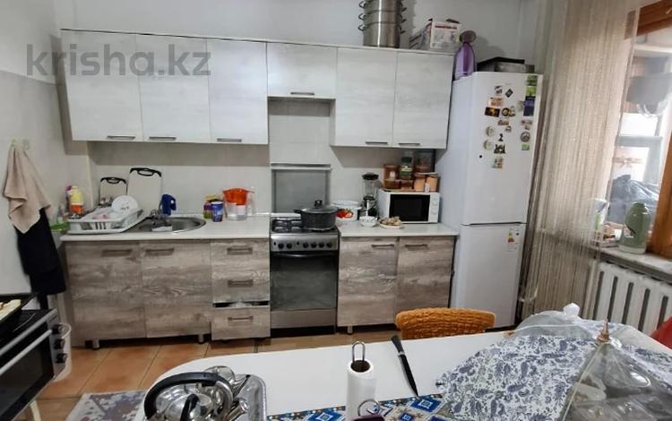 1-комнатная квартира · 42 м² · 5/5 этаж, мкр Айнабулак-2 83 за 24.5 млн ₸ в Алматы, Жетысуский р-н — фото 2