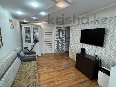 3-комнатная квартира · 63.4 м² · 5/5 этаж, Бурова 39/1 за 21.5 млн 〒 в Усть-Каменогорске