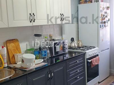 2-комнатная квартира · 62 м² · 2/9 этаж, Раимбека 60 б — Алматинская раимбека за 18 000 ₸ в Каскелене