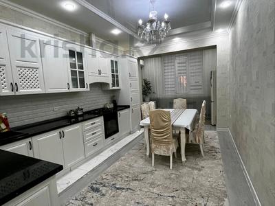 3-комнатная квартира · 103 м² · 7/9 этаж, 17-й мкр 97 за 42.9 млн ₸ в Актау