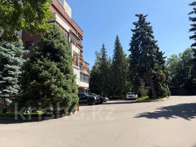 4-комнатная квартира · 175 м² · 1/6 этаж, Санаторная 18 за 175 млн ₸ в Алматы, Бостандыкский р-н