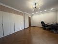 4-комнатная квартира · 175 м² · 1/6 этаж, Санаторная 18 за 175 млн ₸ в Алматы, Бостандыкский р-н — фото 12