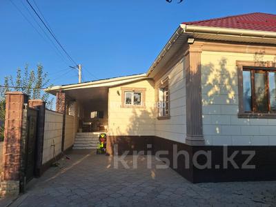 Отдельный дом · 4 комнаты · 174 м² · 6 сот., Желтоксан 32/9 — Новая школа Кемертоган за 68 млн 〒