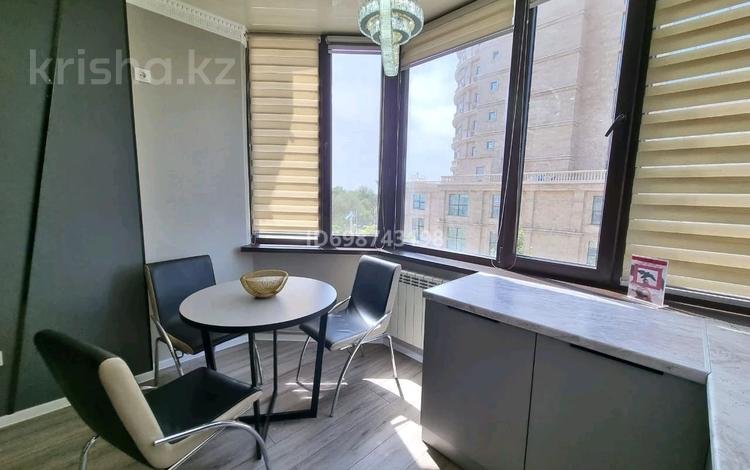 1-комнатная квартира · 50 м² · 3/10 этаж, проспект Бауржан Момышулы 7 — Тауке хана за 13 000 ₸ в Шымкенте — фото 2